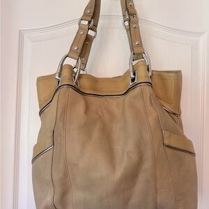 B Makowsky shoulder bag-EUC! Absolutely gorgeous soft leather!